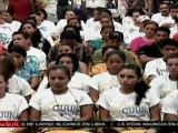 Gobierno de Nicaragua entrega 200 becas a universitarios