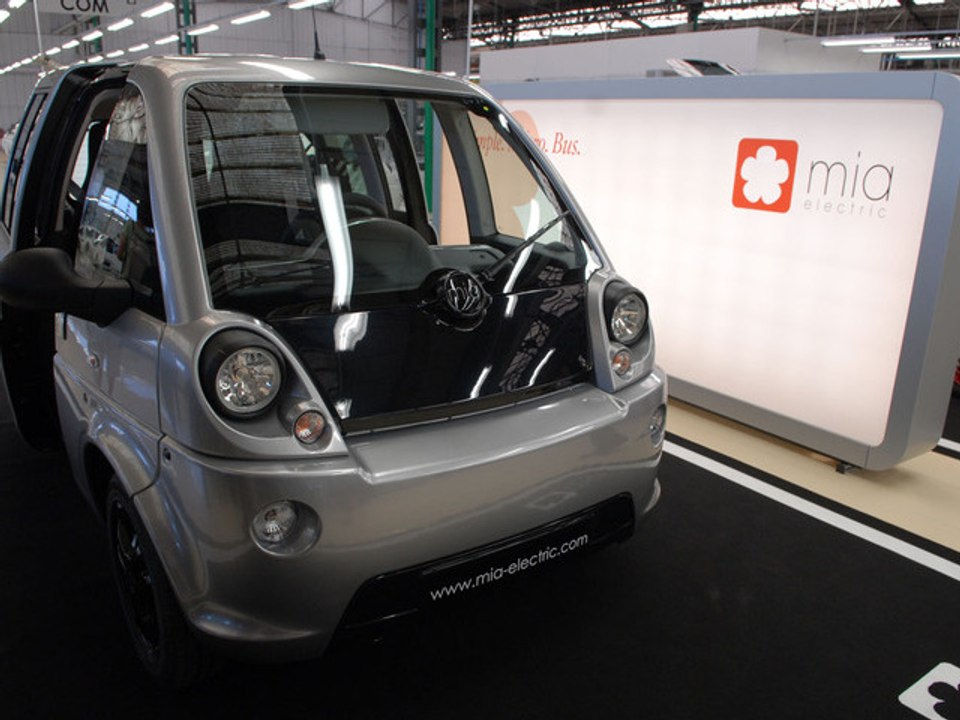 Portes ouvertes à l'usine MIA Electric à l'occasion du lancement officiel de la production des véhicules électriques