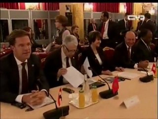 باريس : رسم خارطة إعادة إعمار ليبيا