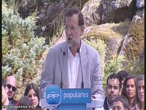 Feijóo a Rajoy: Volverás porque lo mereces