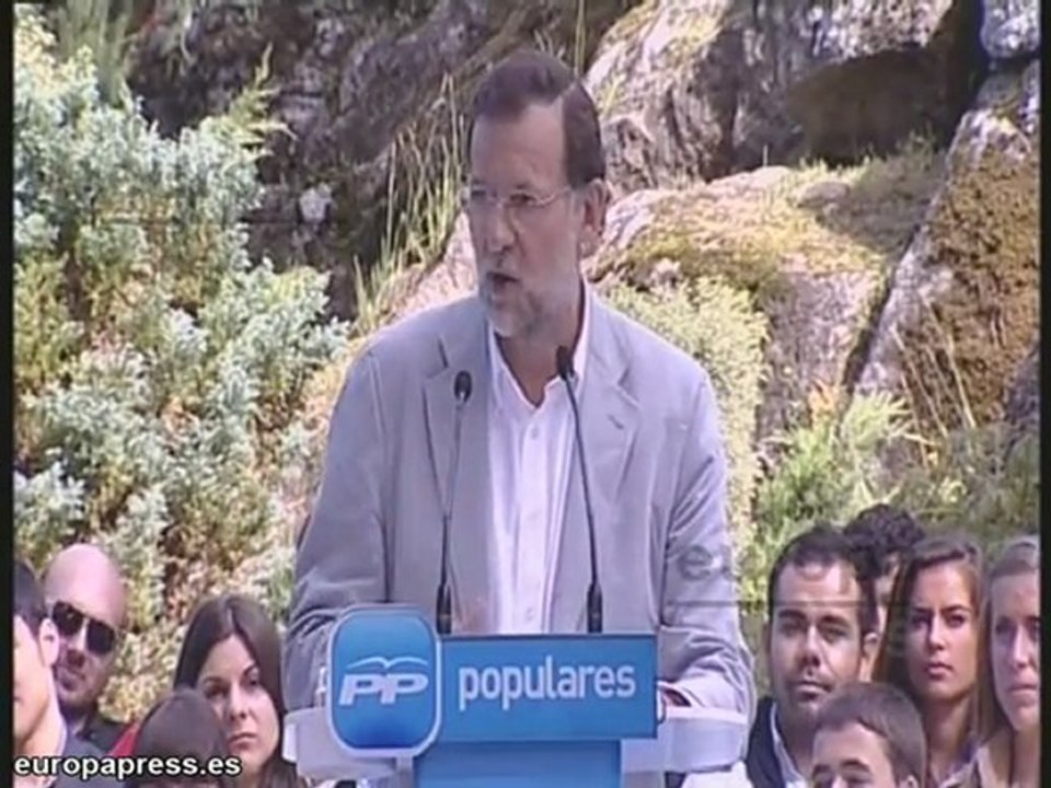 Feijóo a Rajoy: "Volverás porque lo mereces"