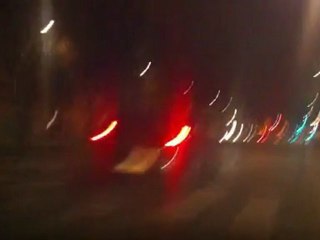 les tarés ! monte dans la caisse !