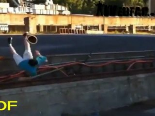 Skateboard Jump FAIL