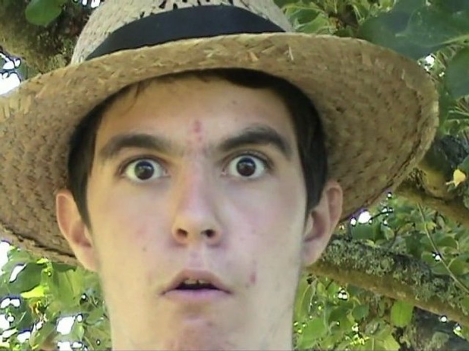 Voleur de pommes!  [Flo&Vic] (court-métrage amateur)