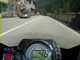MOTO DESCENTE A 300 KM/H