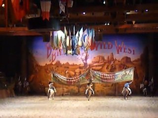 DISNEY VILLAGE : BUFFALO BILL'S WILD WEST SHOW ( La Légende de Buffalo Bill )