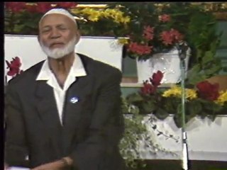 Ahmed deedat (Jésus est-il Dieu ?) -10