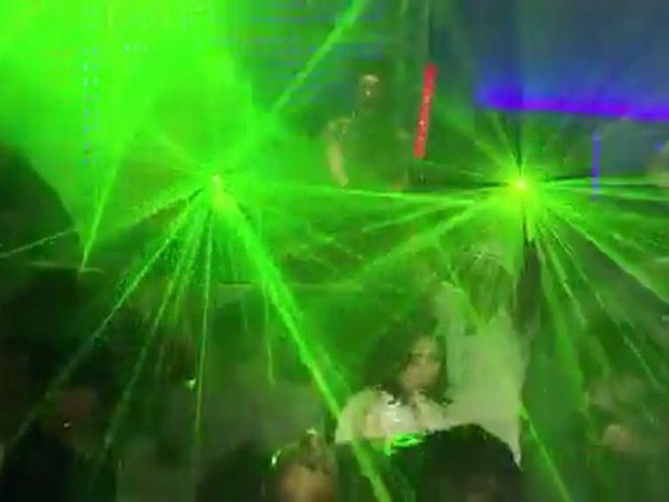 Bella - Get Down
