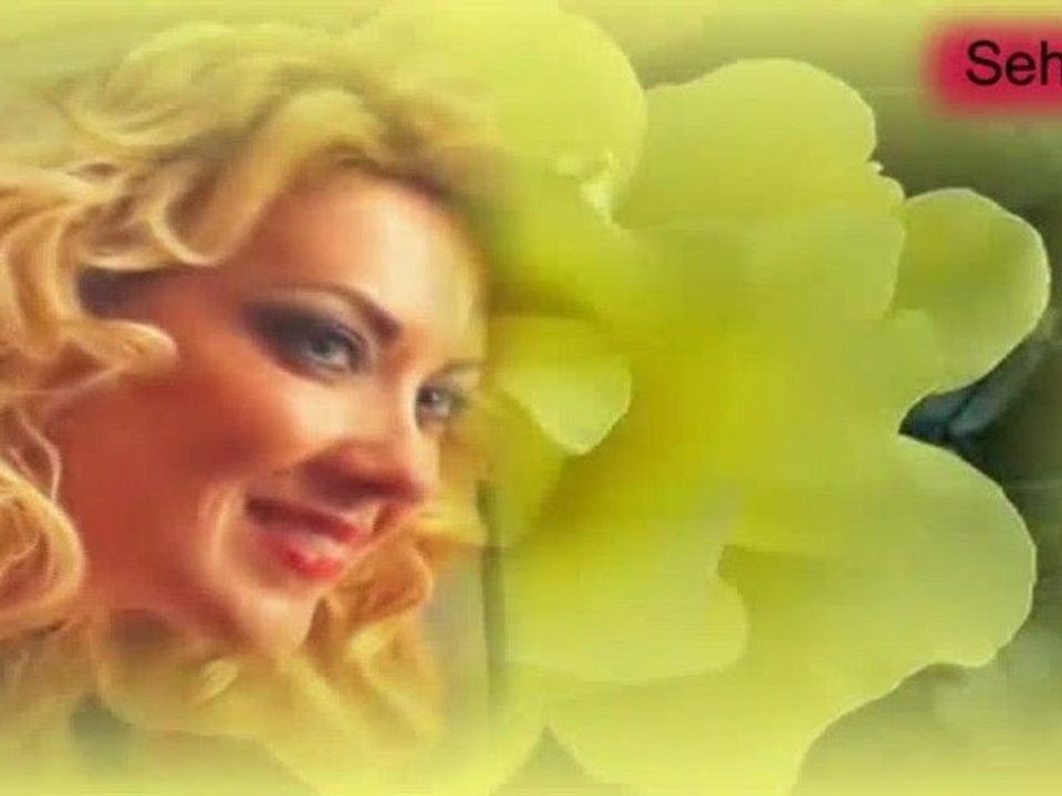 Hilal YÜZER  ♪♪♪♪  Güller Güllere Karışır
