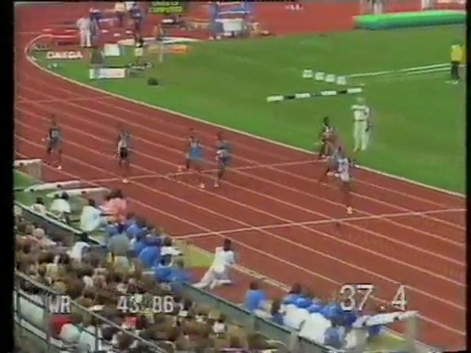 Harry Butch Reynolds - 400m en 43.29 (world record)