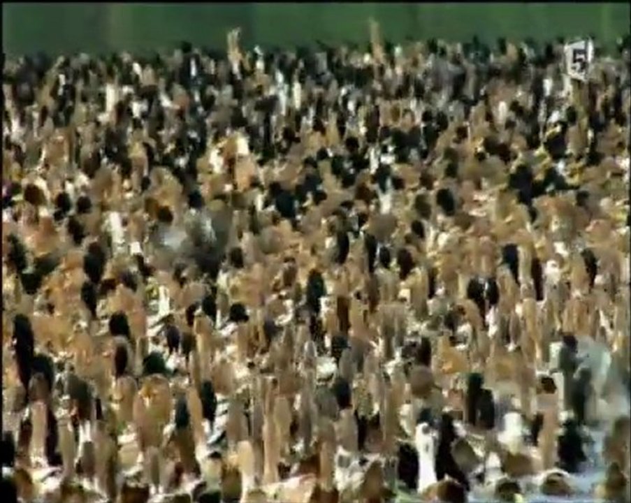 CHRONIQUES DE L'UNIVERS - UNE VIE EXTRATERRESTRE 1/4