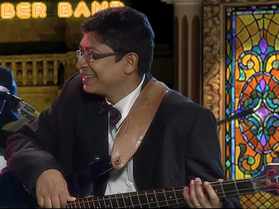 Comedy Show Jay Hind! Tiger in a Cage with Obama and Gandhi