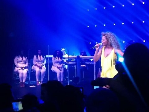 Beyoncé - Bohemian Rhapsody @ Shepherds Bush Empire