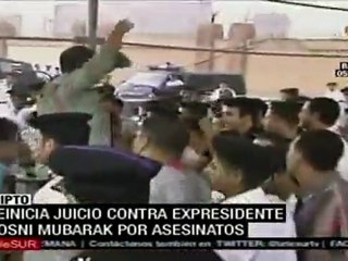 Egipto: reanudan juicio contra Mubarak, por asesinatos