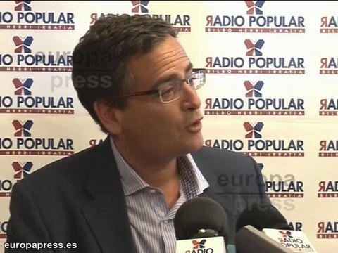 PP: ETA tiene las pistolas debajo de la mesa