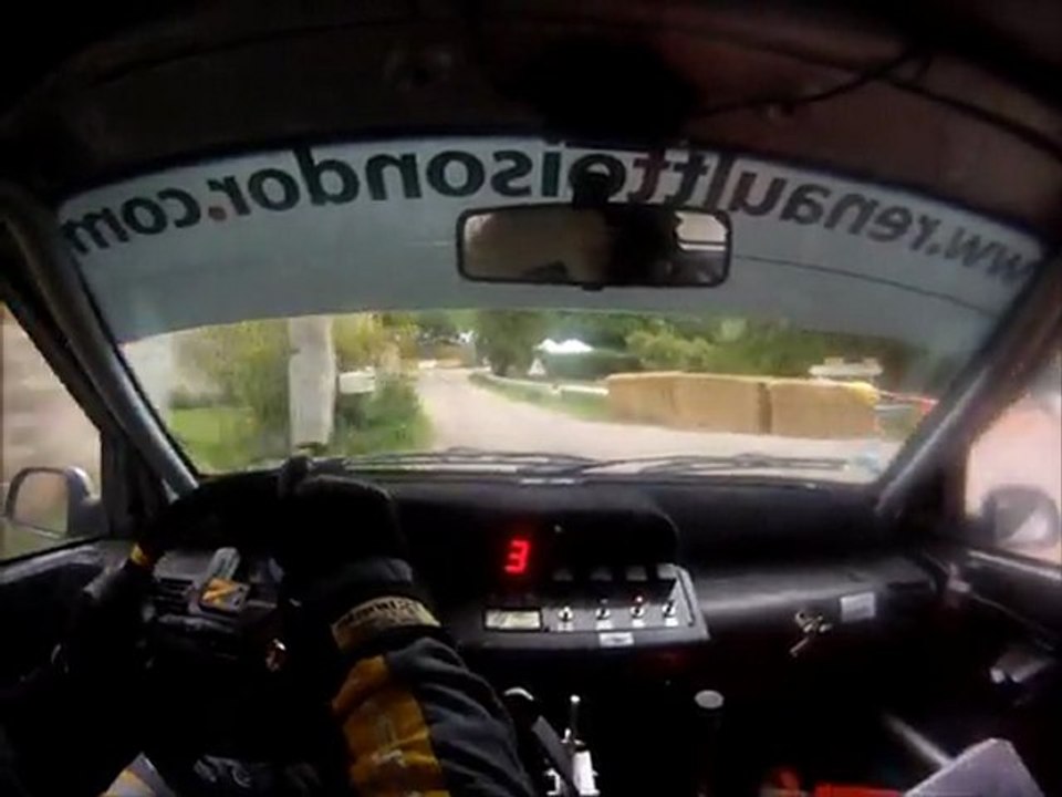 ES8 Hautes côtes 2011 David Farge Clio williams F2000-14