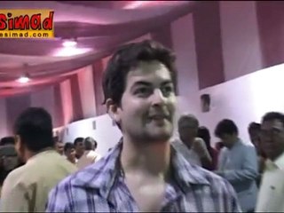 Sonam says BUZZ OFF to Neil Nitin Mukesh