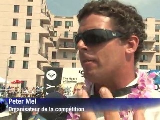 Les plus grands surfeurs du monde s'affrontent à New York