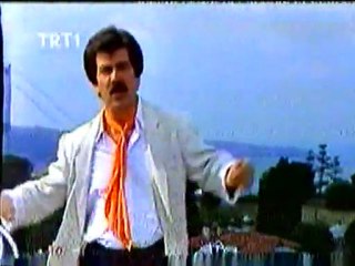 Nostalji Cumhur'dan "Sen Aslı'dan da Güzelsin"
