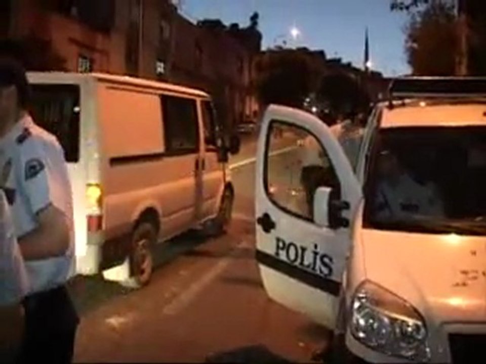 050911_GAZIANTEP_IKI_GURUP_KAVGA_UA