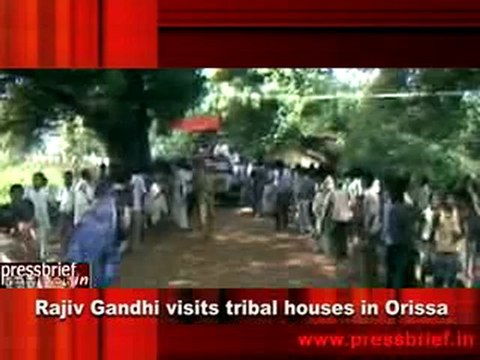 Rajiv Gandhi visits tribal houses in Orissa