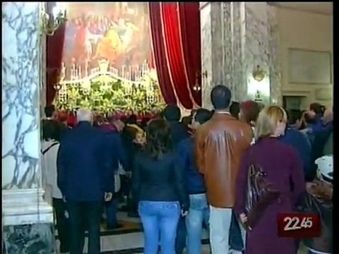 TG 01.04.10 Settimana Santa, la processione dei perdune a Taranto