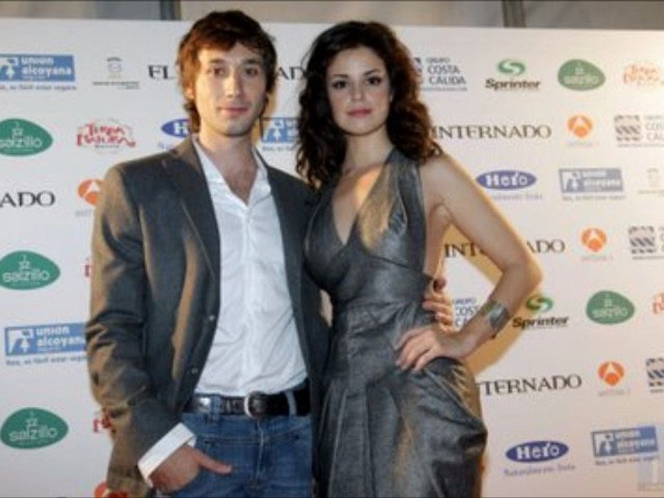 ΤΟ ΕΣΩΚΛΕΙΣΤΟ-FERMIN Y MARIA (GREEK FANS)