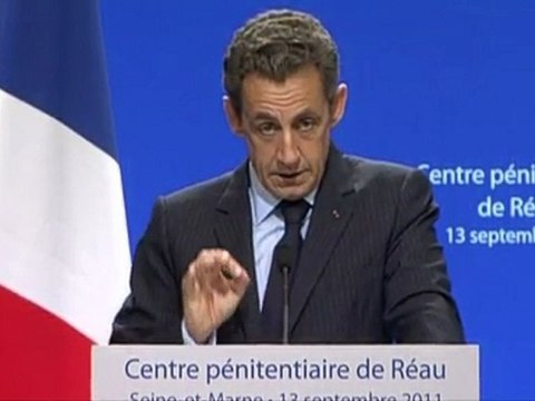 Le président de la République a annoncé la création de 30.000 places supplémentaires dans les prisons