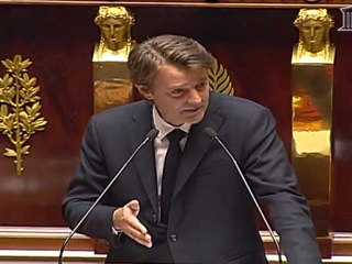 Aperto de cintos chega à França