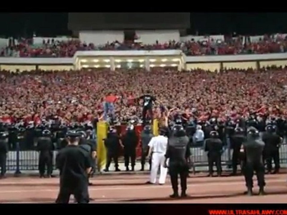 Ultras.Ahlawy_فيديو التراس اهلاوي للشرطه ياغراب ومعشش
