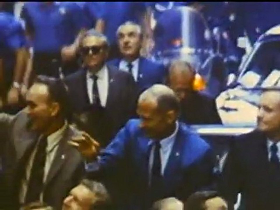 New Nasa pictures: Debunking Moon landing consp...