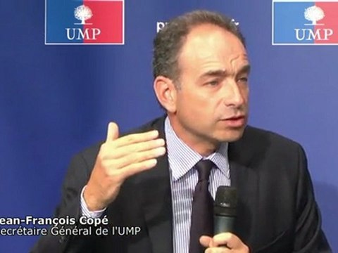 UMP - C'est un prêt à la Grèce, pas un don