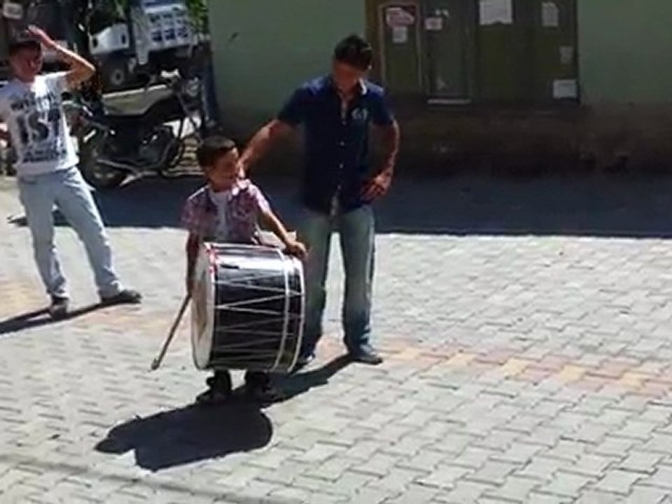 video-2011-08-30-12-36-43