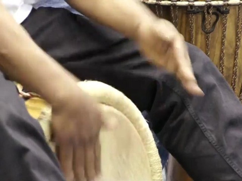 TEDDY RINER entraîne les enfants à Levallois