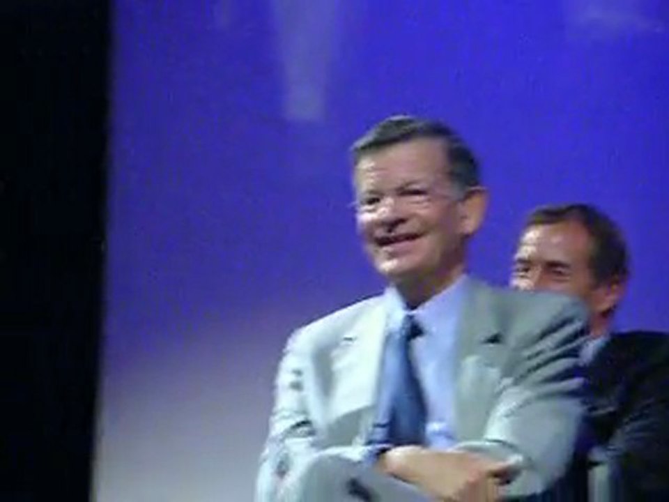 Sénatoriales 2011 : Grande Réunion UMP à Neuilly sur Seine (ext.10) - Extrait du discours de Charles Pasqua