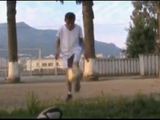 med amine belabbas tenue bleu et blanc à 12 ans