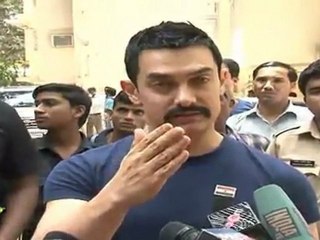 Aamir Khan Says Cricket & Films Unite The Country World Cup Celebration 2011