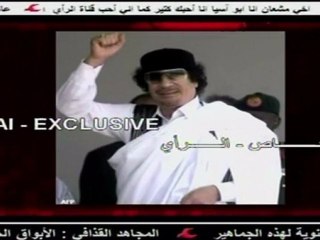 Kadhafi fustige les "mensonges" sur sa fuite