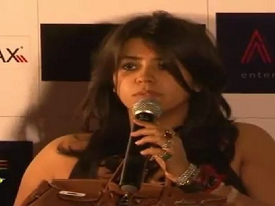 Hot & Sexy models recording video on panjabi songs Kainaz & Ekta Kapoor At First Look Release Of "Ragini MMS"