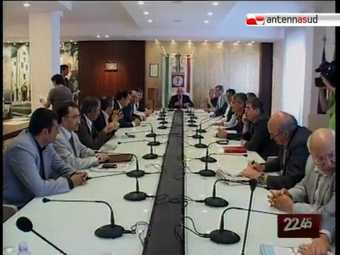 TG 07.07.10 VII Commissione, tra maggioranza e opposizione incontro rinviato