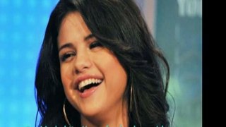 Selena Gomez - The Scenes Hit The Lights Yeni 2011