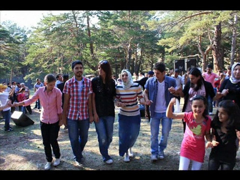 16. Sivas Akıncılar Festivali Nurettin Bay Muhlis Emmi Akıncılar Diki Halayı