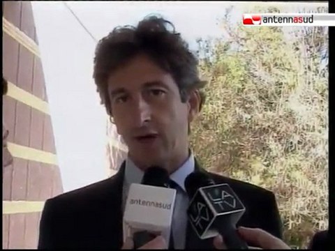 TG 20.09.10 Inizio della scuola, a Lecce il sindaco tra i banchi