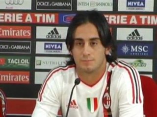 Aquilani and Nocerino unveiled at AC Milan