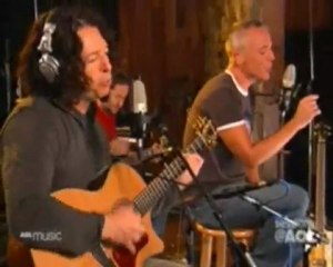 Tears for Fears Aol sessions - everybody wants to rule the world