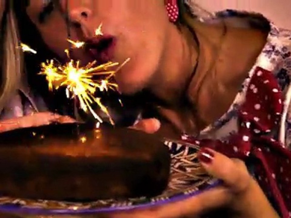 TEASER Louisa Bonheur Nouvelle Collection Automne-Hiver 2011-2012