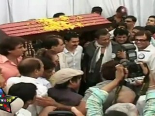 Aamir Khan & Mithun Unveils The Curtain Of "Cintaa Tower" Foundation