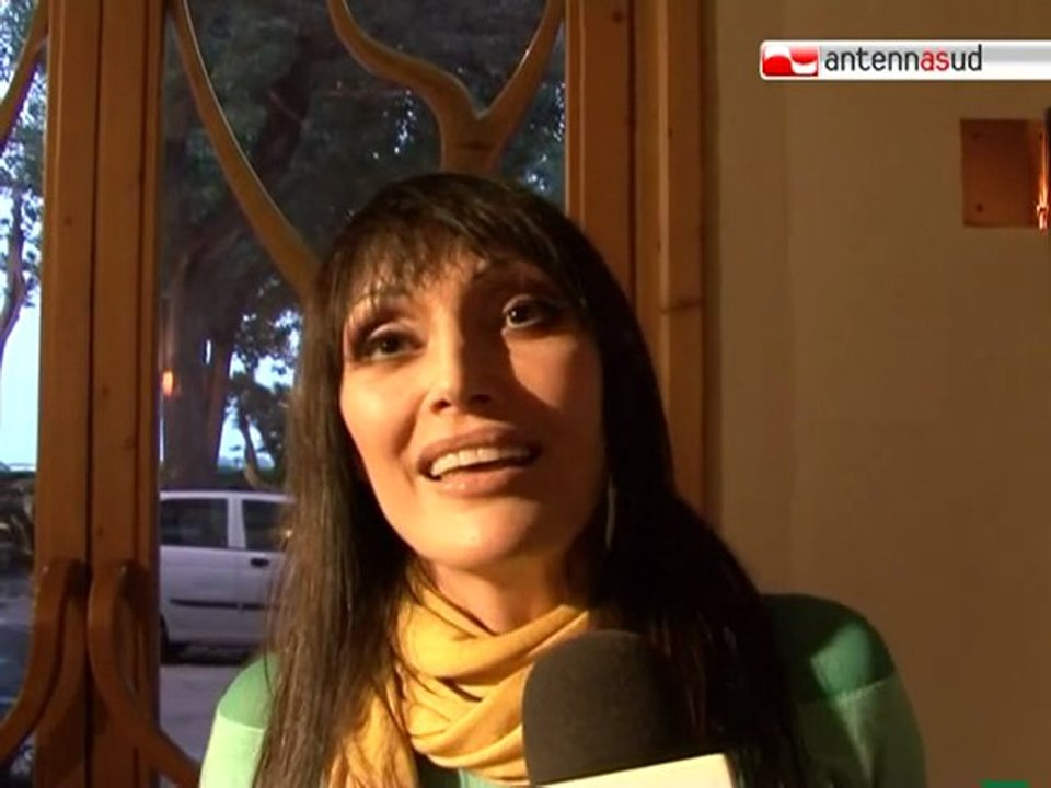 TG 03.11.10 Anna Oxa, ritorno a Bari con "Proxima"