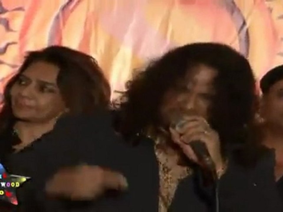 Jojo Singing his Famous Song 'Dil Mera Bole Hello How Are You'  At Sungold's Event