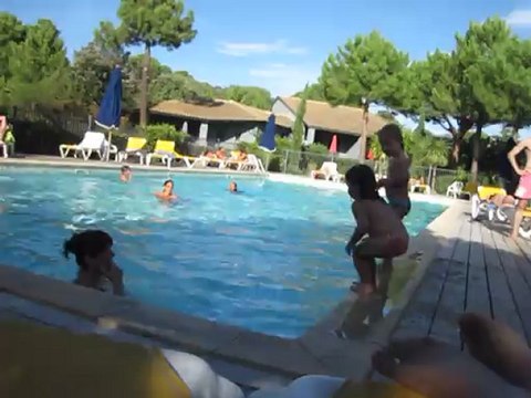 Maéva piscine corse 07.09.2011 (3 ans 5 mois)